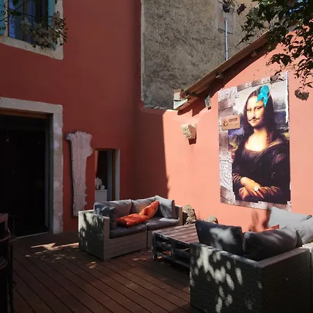 La Bastide Du Soleil, Avec Piscine 招待所 3*