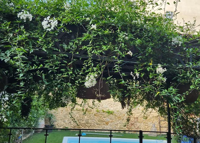 La Bastide Du Soleil, Avec Piscine بيت ضيافة 3*